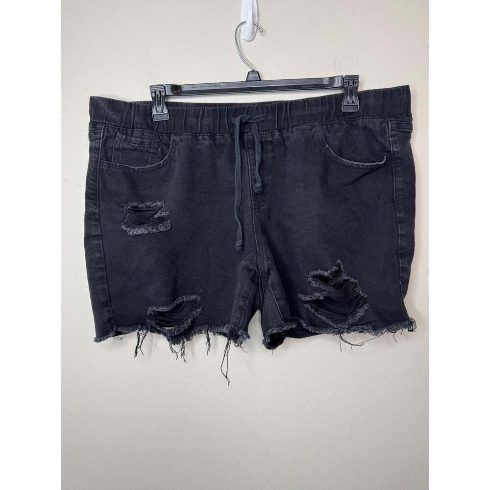 YMI Women's Black Shorts